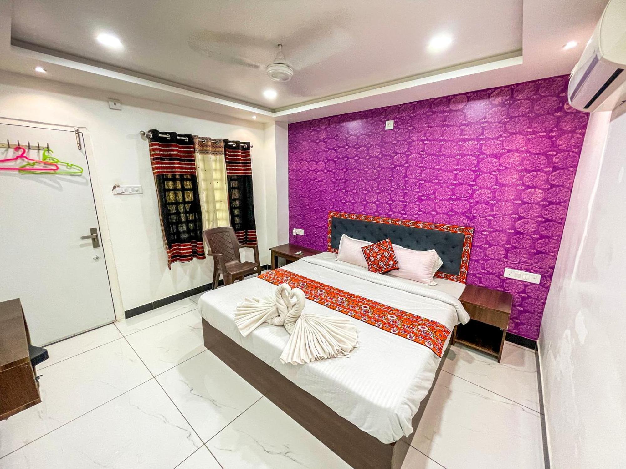 Stay Guru Resort Farm Villa Бгудж Екстер'єр фото